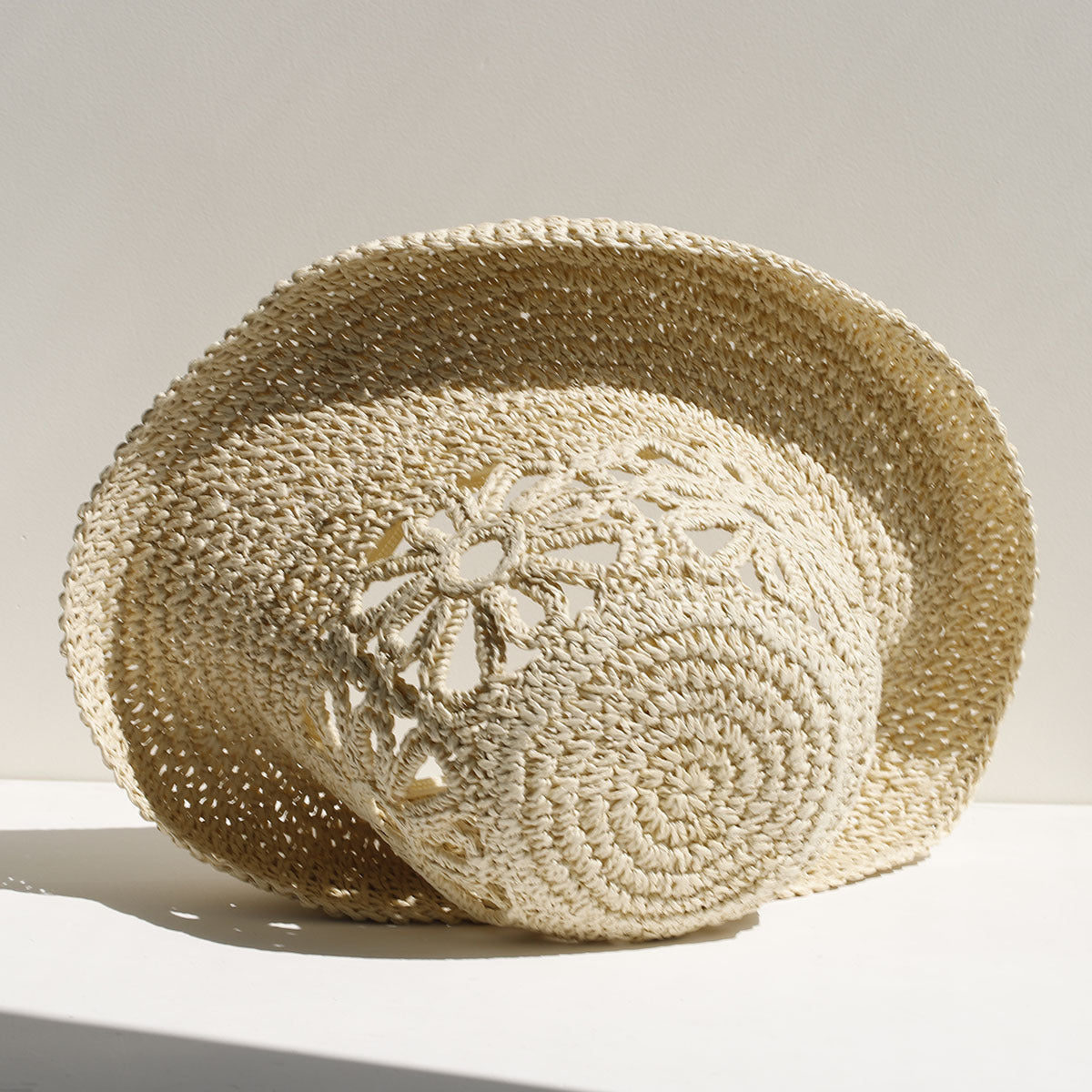 Summer Hollow Hand-Crochet Straw Bucket Hat 8BK6HAT174L