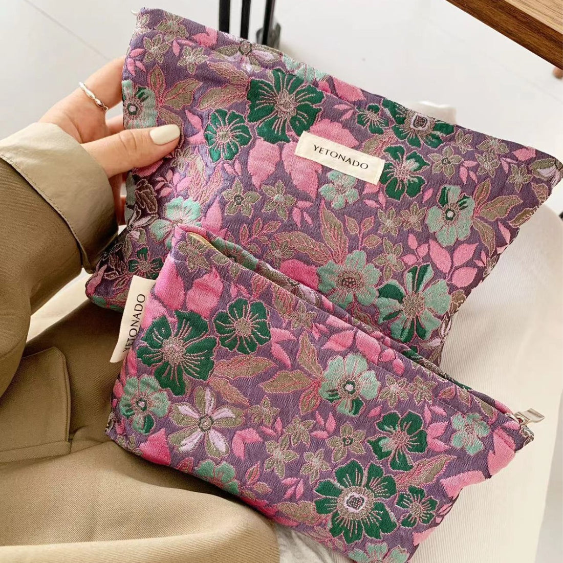 Retro Flower Makeup Bag - DippedShop Wholesale - #8947