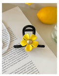 Cute Sweet Yellow Flower Medium Hair Claw 8AS6HCP299L