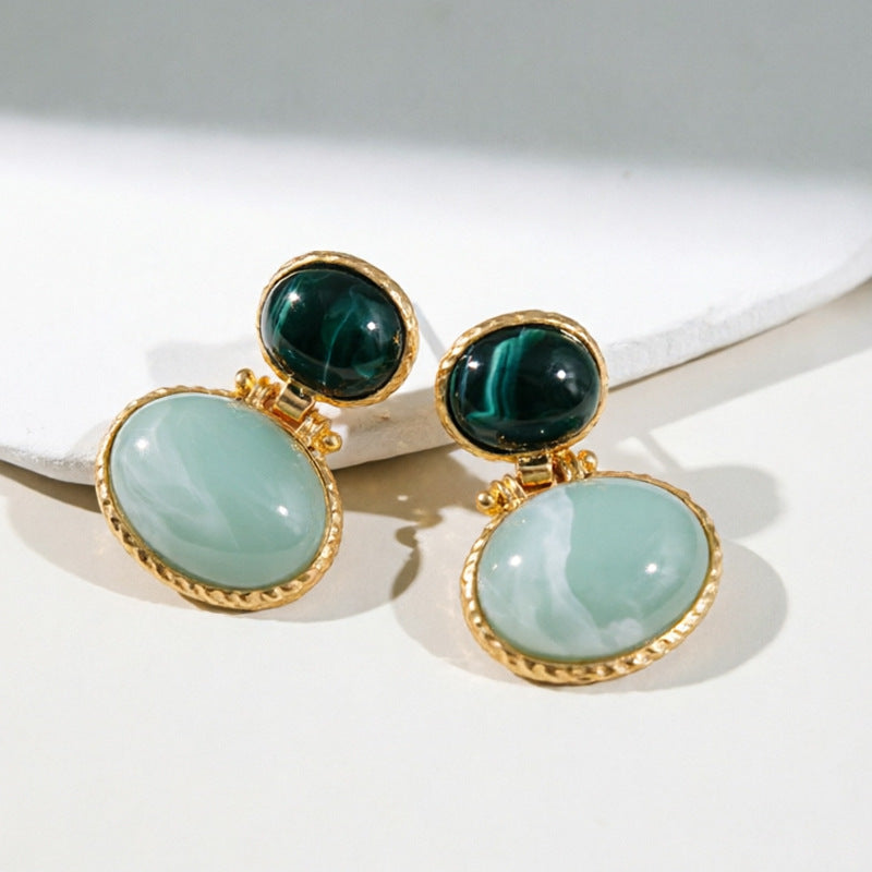 Vintage Emerald Green Oval Dnagle Earrings 6W6JER610