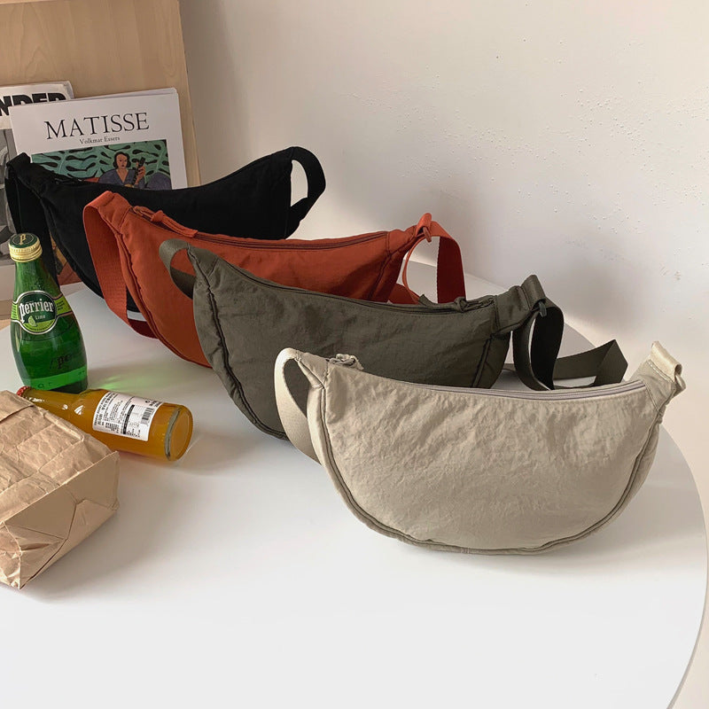 Solid Color Portable Nylon Shoulder Bag DP25A419