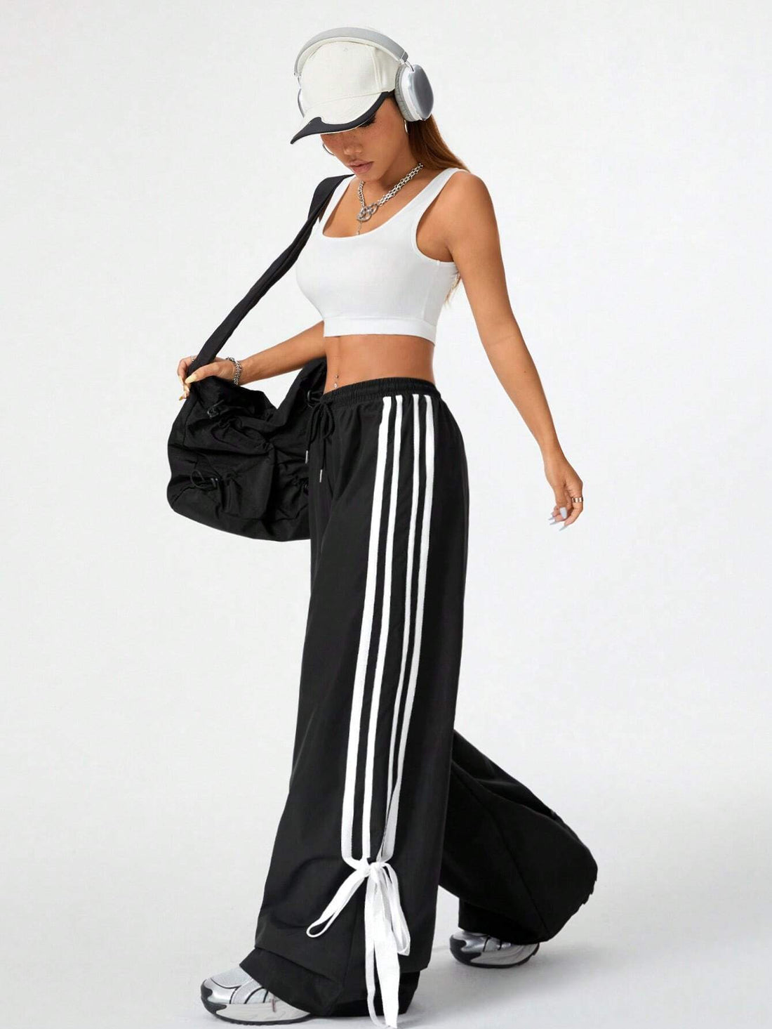 Striped Bow Tie Loose Straight Leg DP25A753