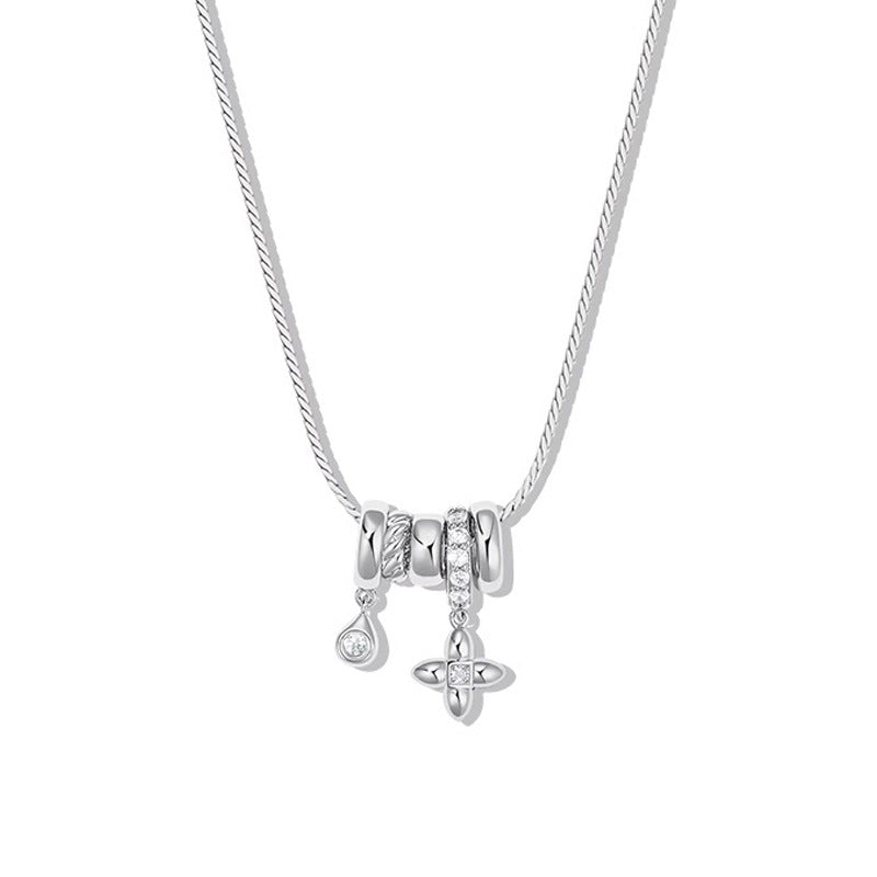 Elegant Gold Plated Rhinestones Clover Pendant Necklace 6W6JNC685