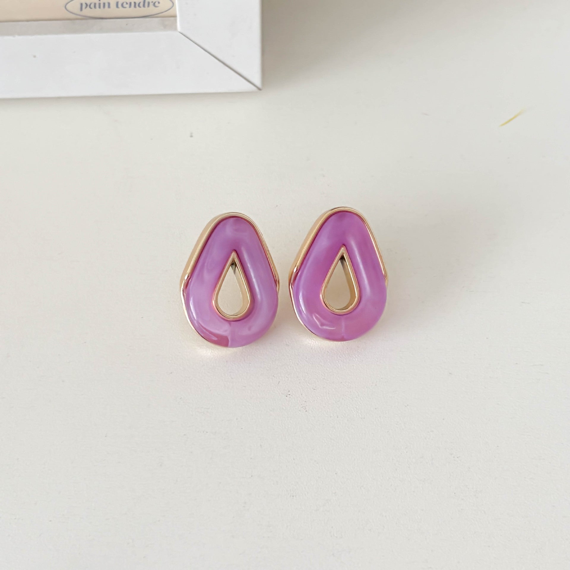 Minimalist Solid Color Hollow Acrylic Stud Earring 6W6JER559
