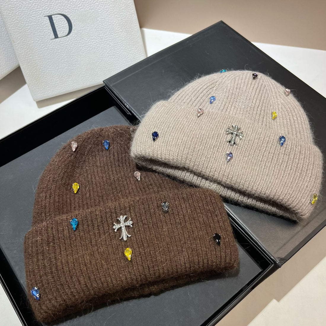 Fashion Rhinestone Decor Cozy Warm Knit Beanie DP25H729