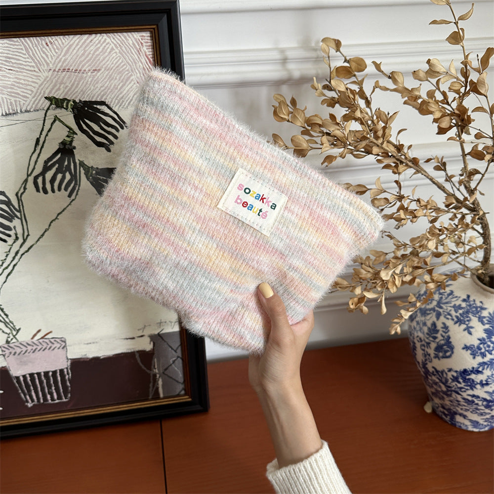 Rainbow Plushed Simple Make Up Bag DP25A570