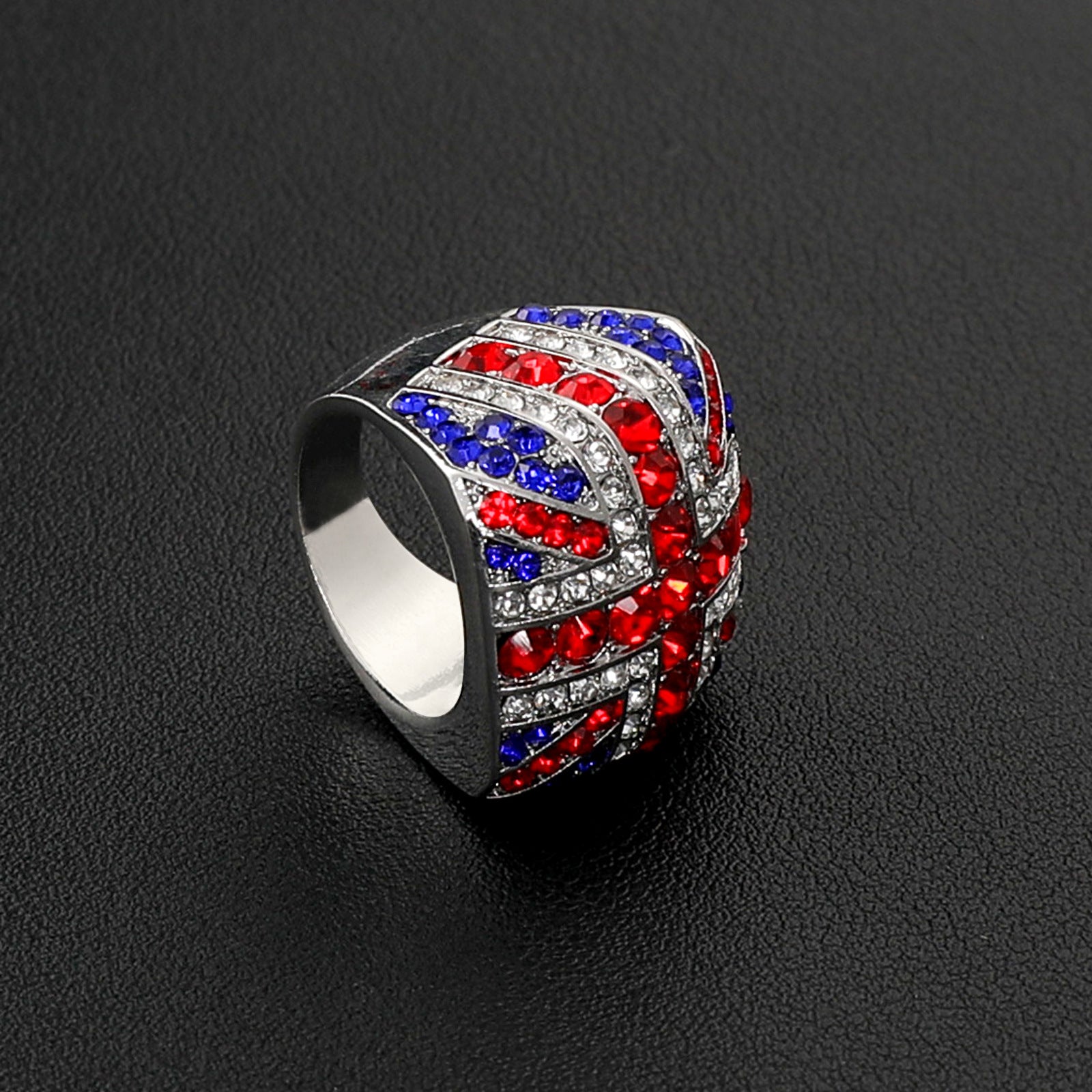 Stylish UK Flag Sparkling Zirconia Chunky Ring 8ZA6JRG208T