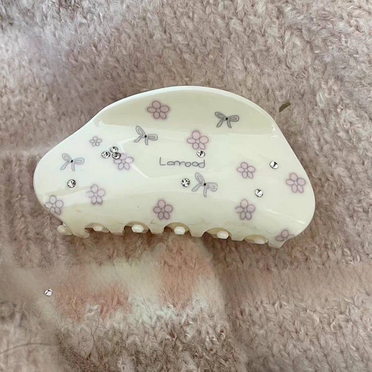 Cute Rhinestone Flower Print Hair Claw 8AS6HCP253T