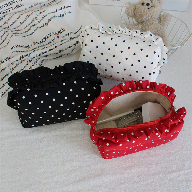 Stylish Polka Dots Print Ruffled Cosmetic Bag 6C5CO277