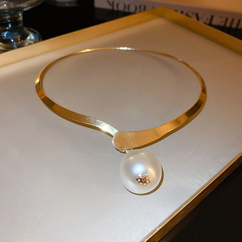 Stylish Irregular Cross Pearl Necklace 6W6JNC976