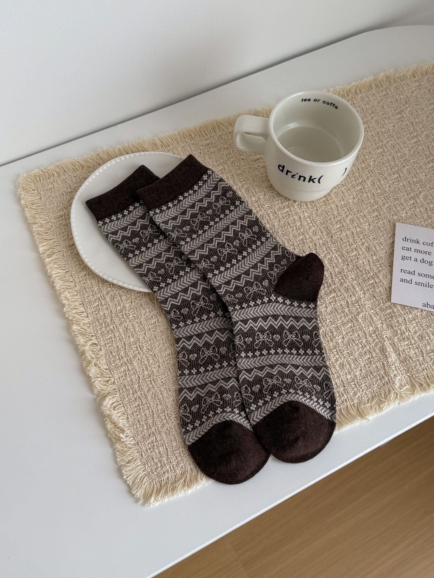 Cozy Striped Cable Knit Thick Crew Socks 6W8FSO693