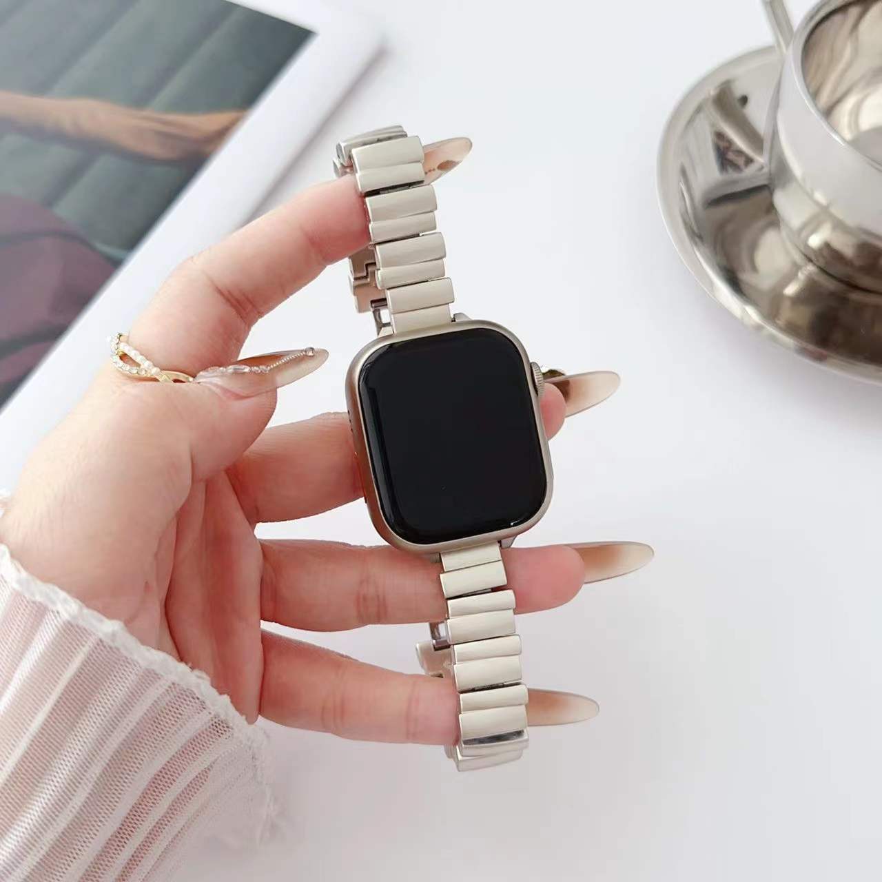 Elegant Irregular Metal Link Watch Band 6W6JWA104
