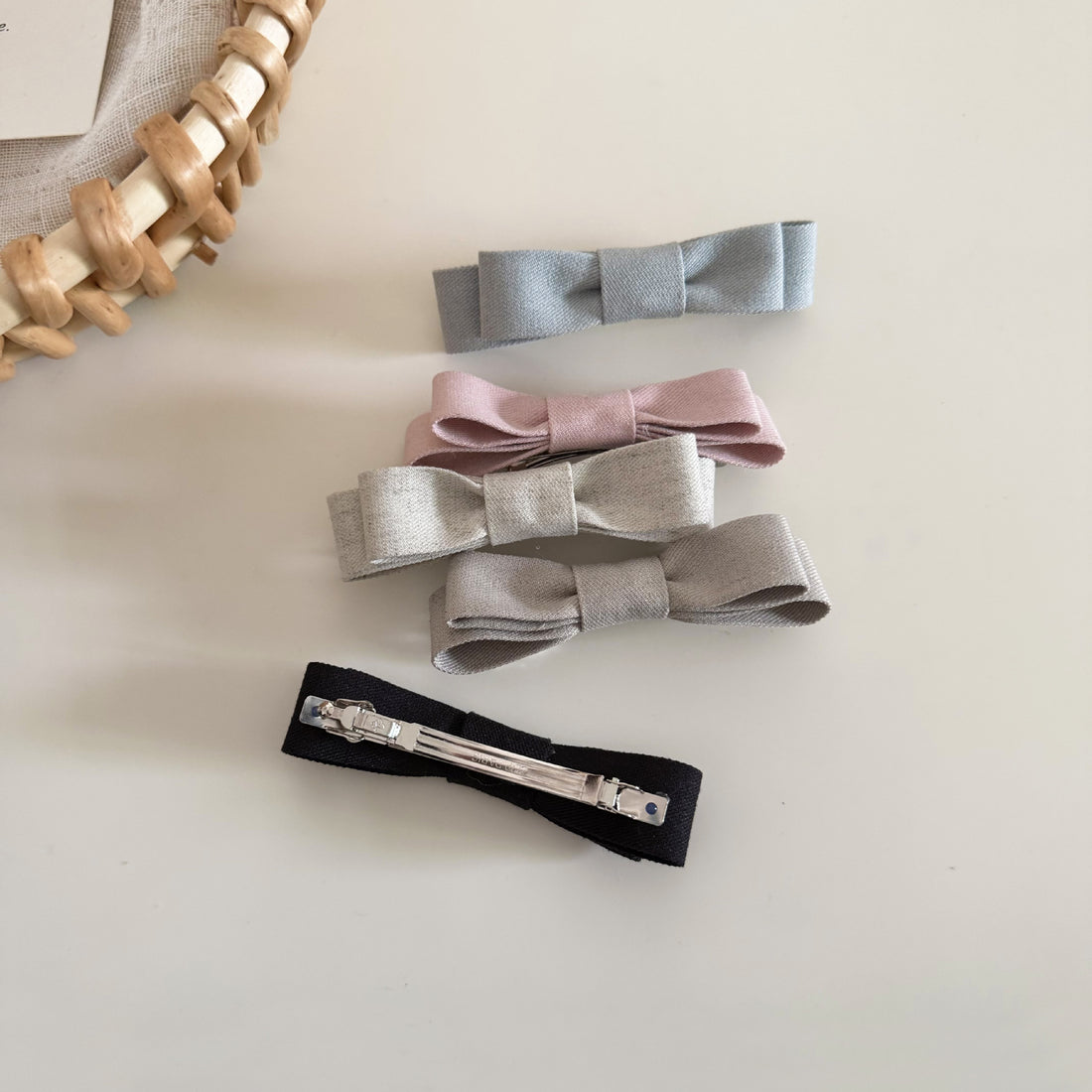 Sweet Solid Color Bowknot Hair Clip 8AS6HCP380L