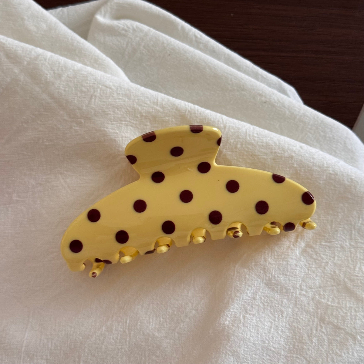 Stylish Polka Dots Large Acetate Hair Claw 8AS6HCP296L