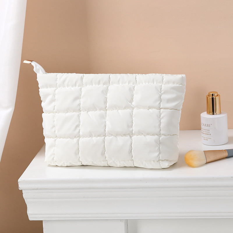 Quilted Large Capacity Diamond Quilted Cosmetic Bag MK2BLW6C5CO71