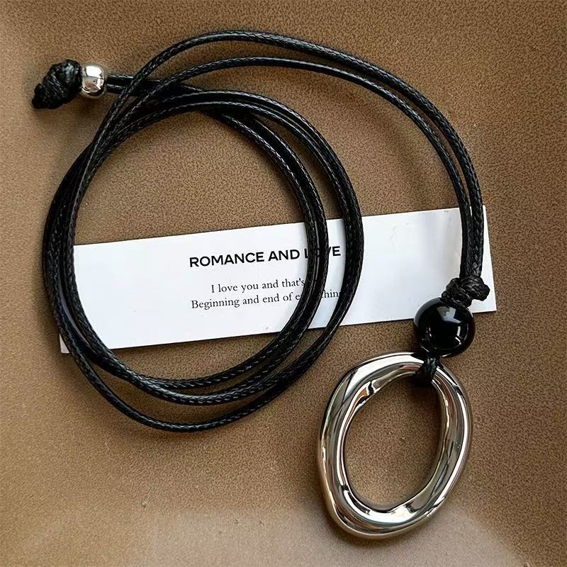 Casual Irregular Circle Pendant Statement Necklace 6W6JNC409L