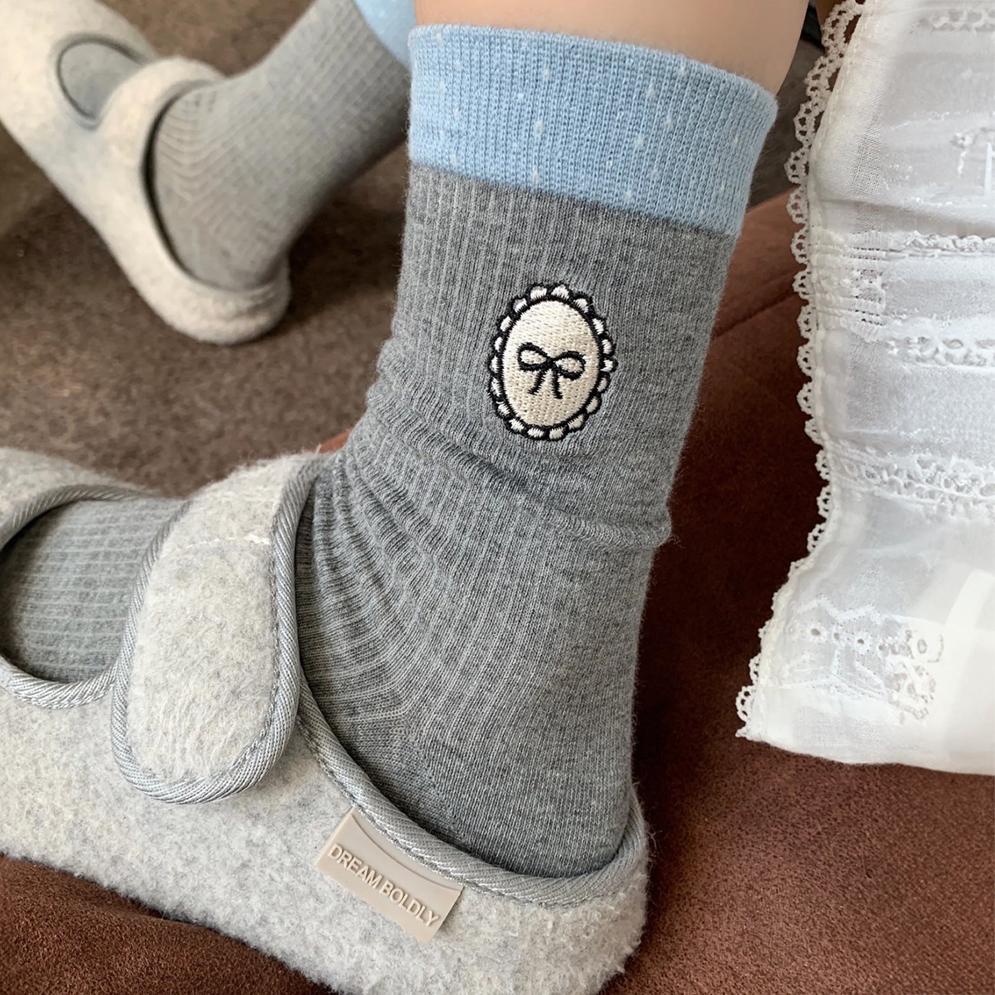 Bowknot Embroidered Crew Socks - DippedShop Wholesale - #3763
