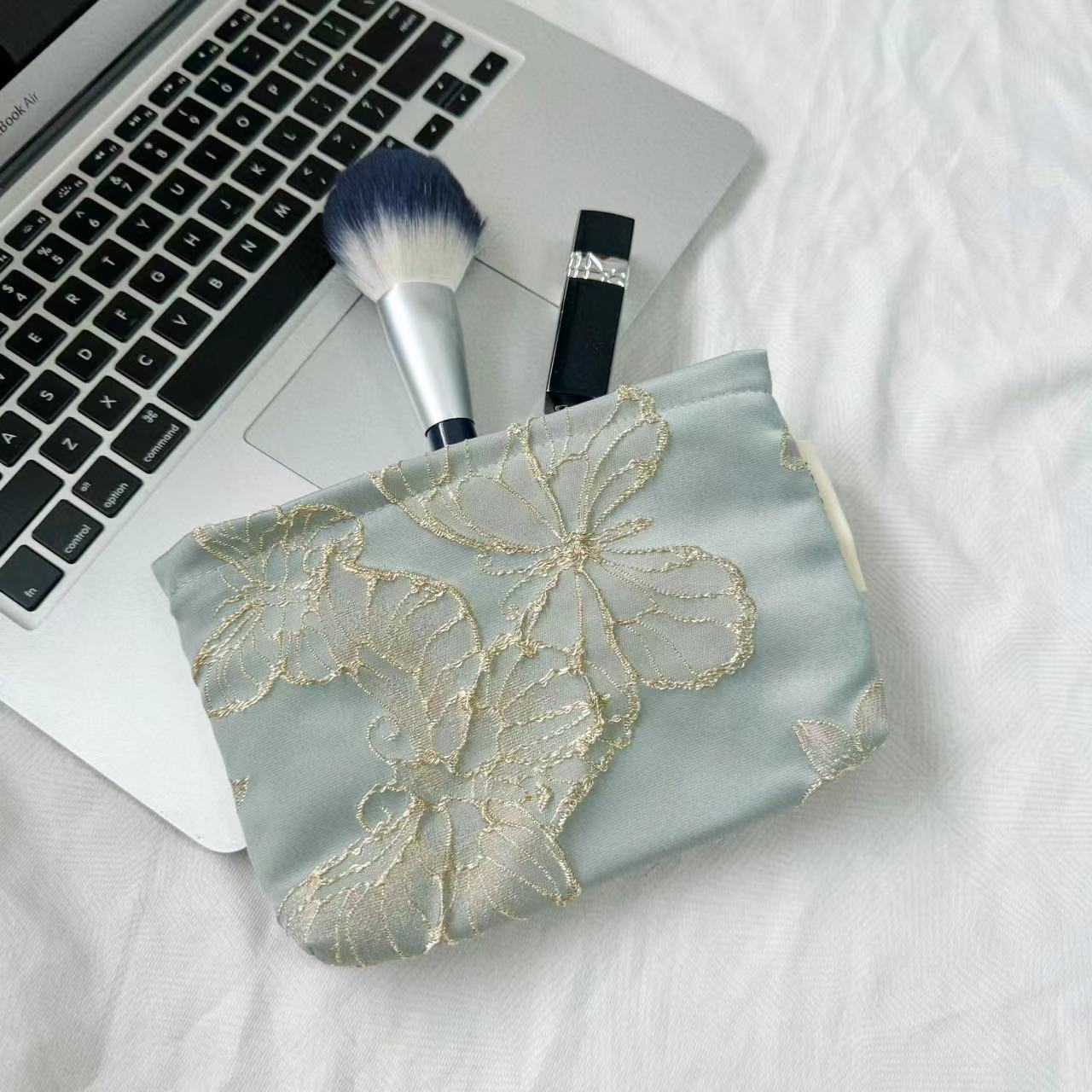 Vintage Butterfly Embroidered Portable Cosmetic Bag MK2BW6W10BOB393