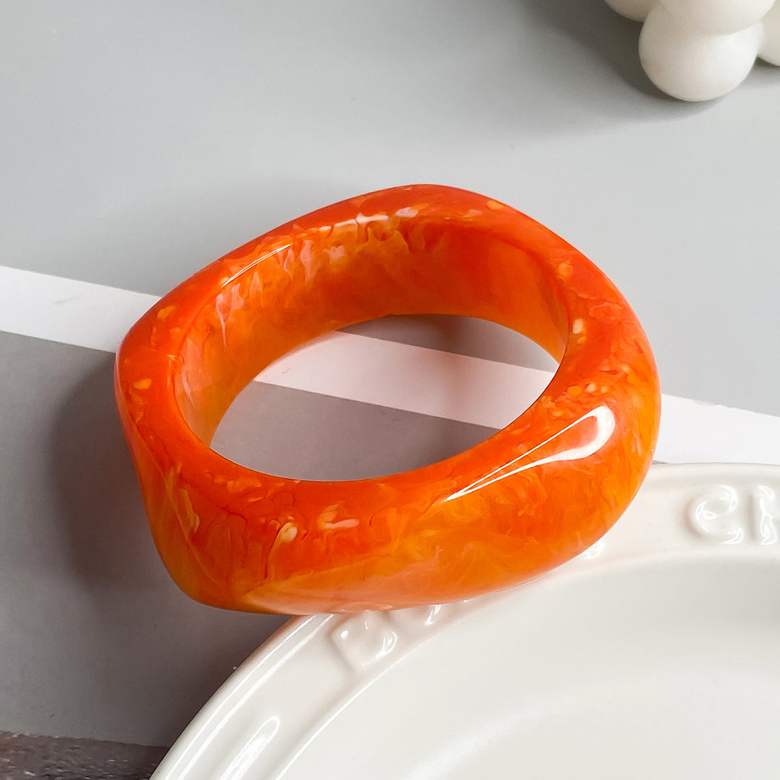 Simple Chunky Translucent Geometric Bangle DP25D721