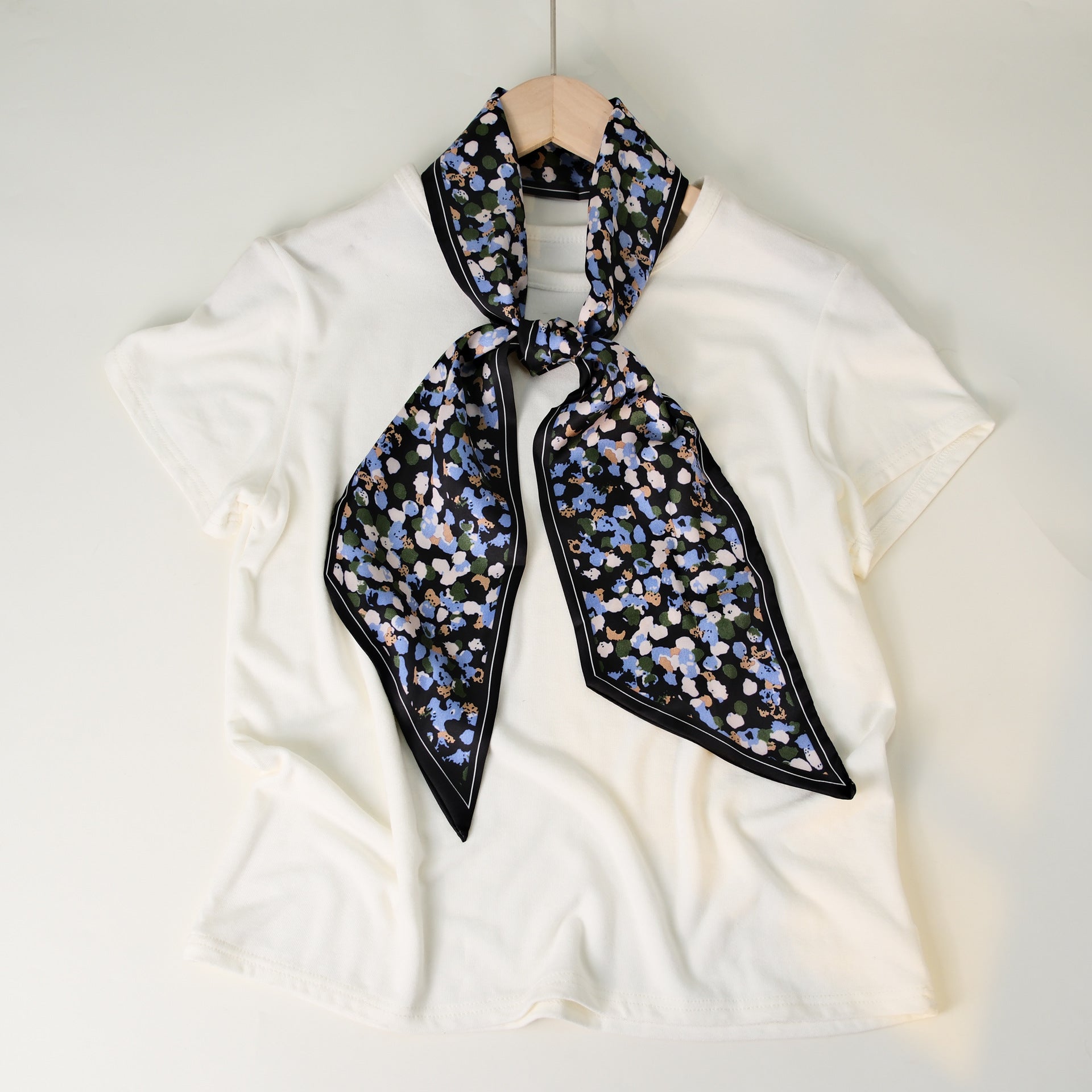 Stylish Checkerboard Pattern Silk Scarf 6W6NSI259