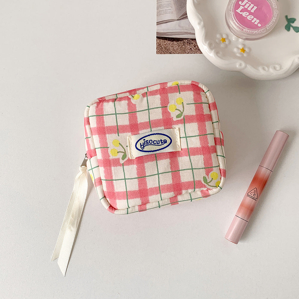 Fresh Cherry Plaid Print Portable Cosmetic Bag 6C5CO267