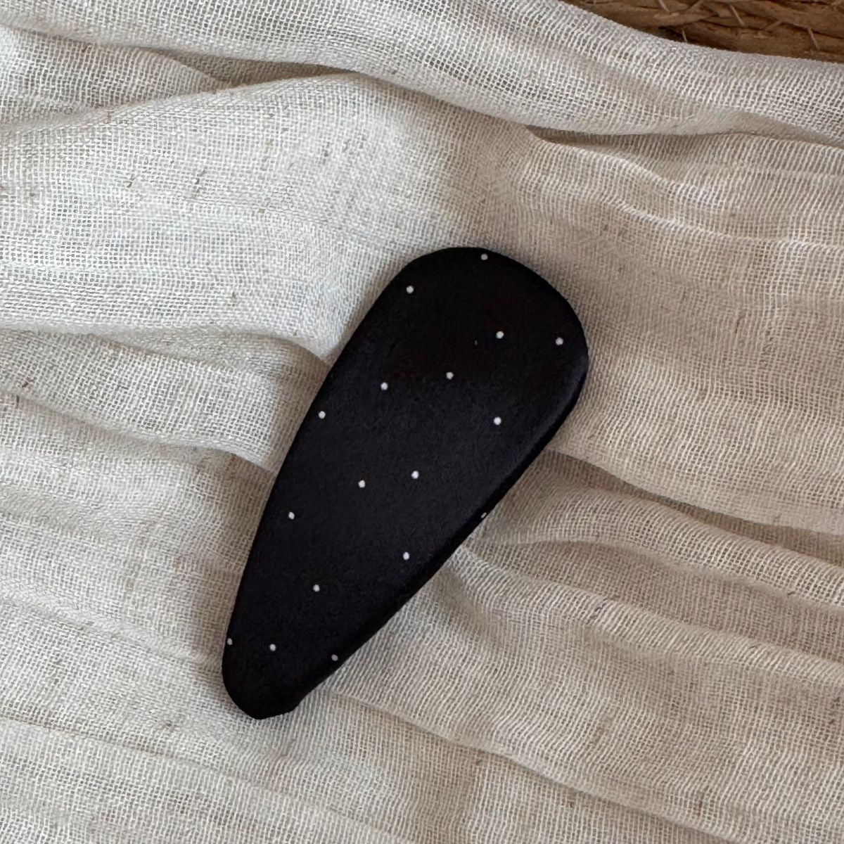 Minimalist Polka Dot Snap Hair Clip 6W6HCP1668