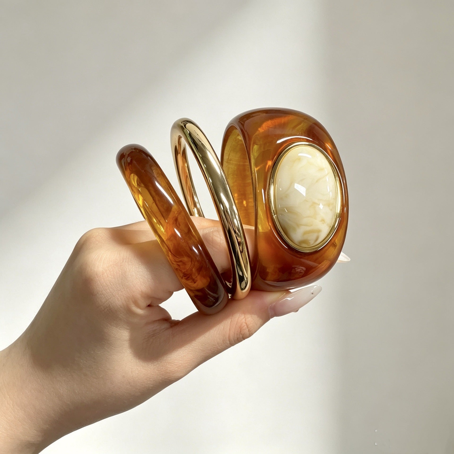 3-Piece Vintage Irregular Resin Bracelet Set 6W6JBR576