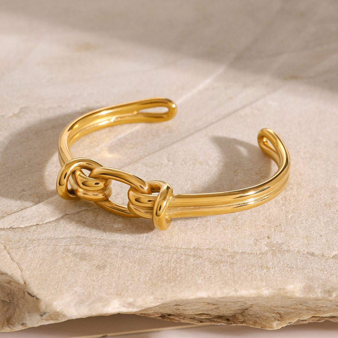 Trendy Gold Geometric Open Cuff Bracelet DP25D701