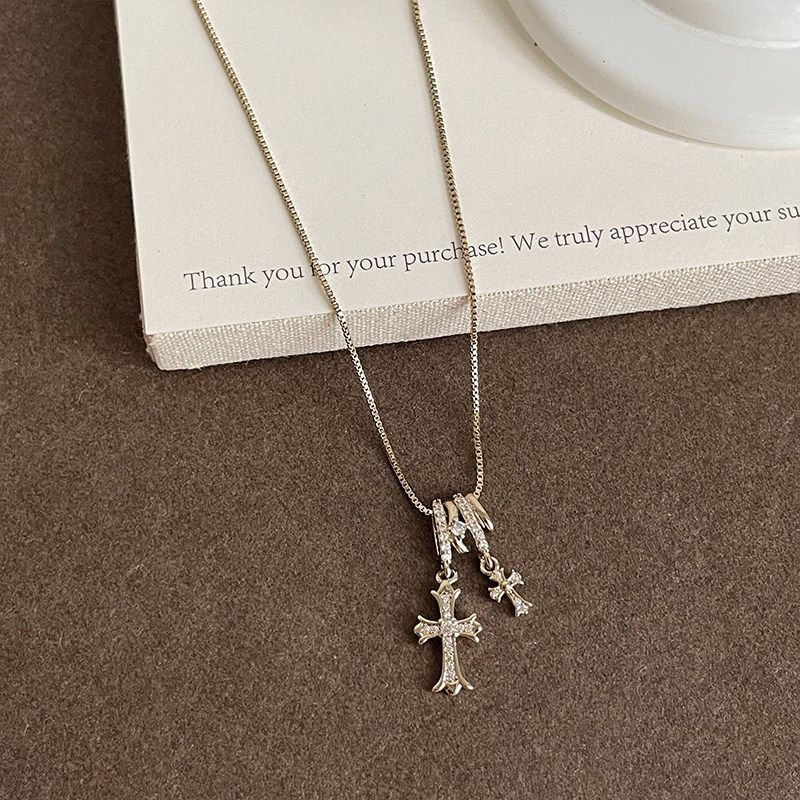 Elegant Rhinestones Cross Pendant Choker Necklace 6W6JNC652