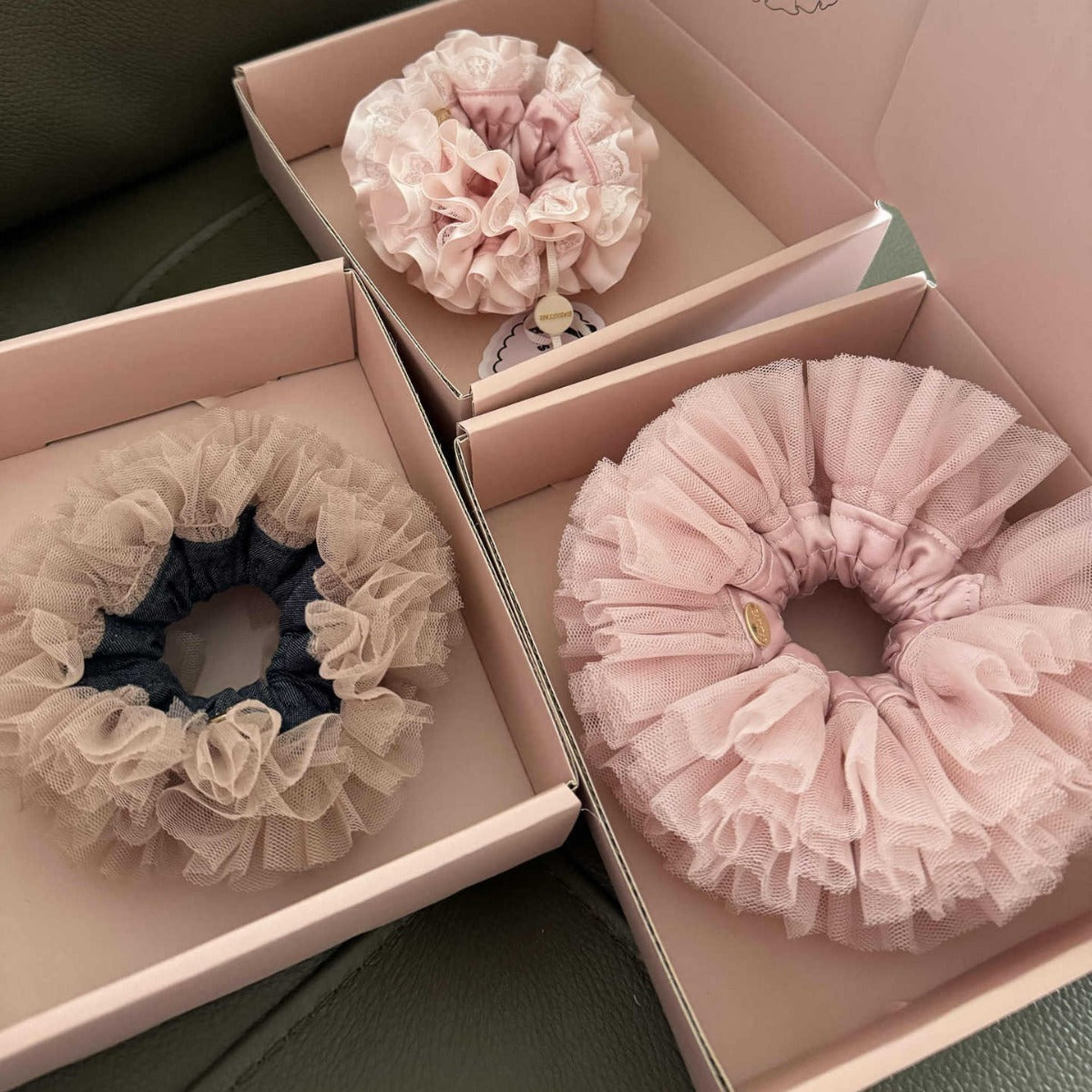 Oversized Tulle Lace Mesh Hair Scrunchie 6W6HSR468
