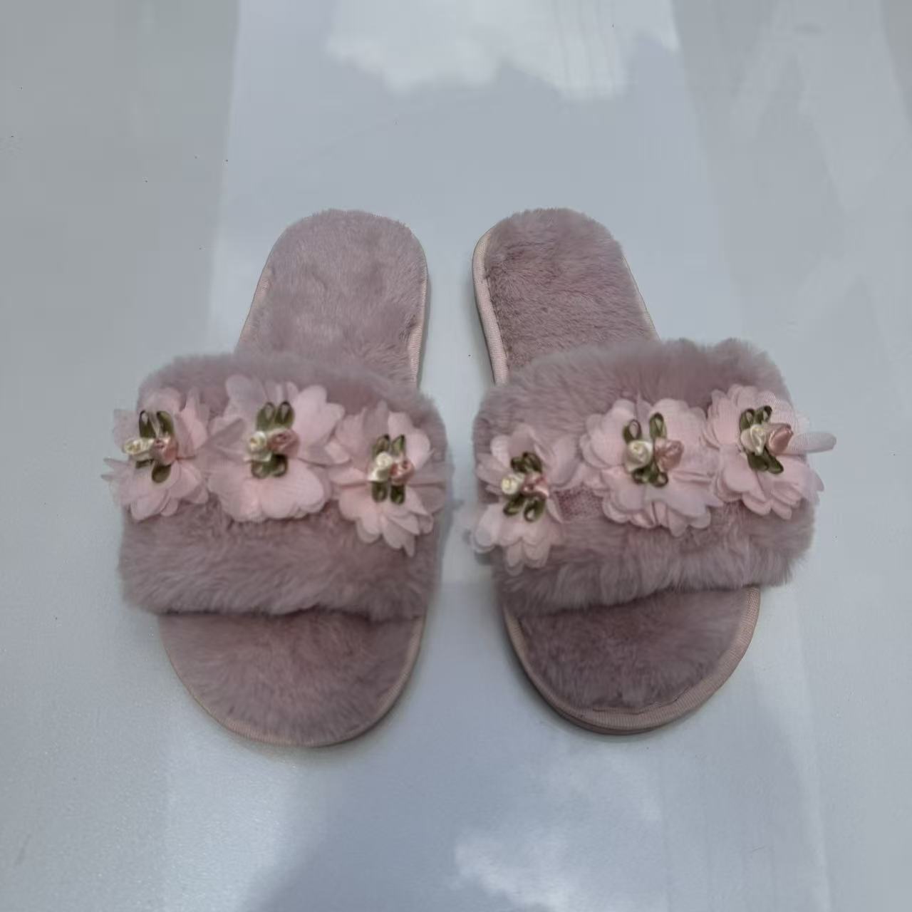 Plush Flower Indoor Slippers - DippedShop Wholesale - #5875