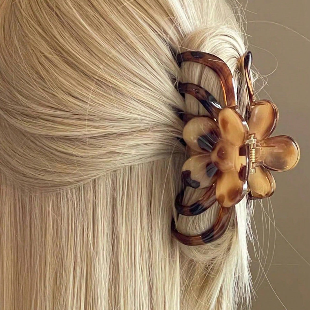 Stylish Leopard Print Flower Large Hair Claw 6W6HCP1651