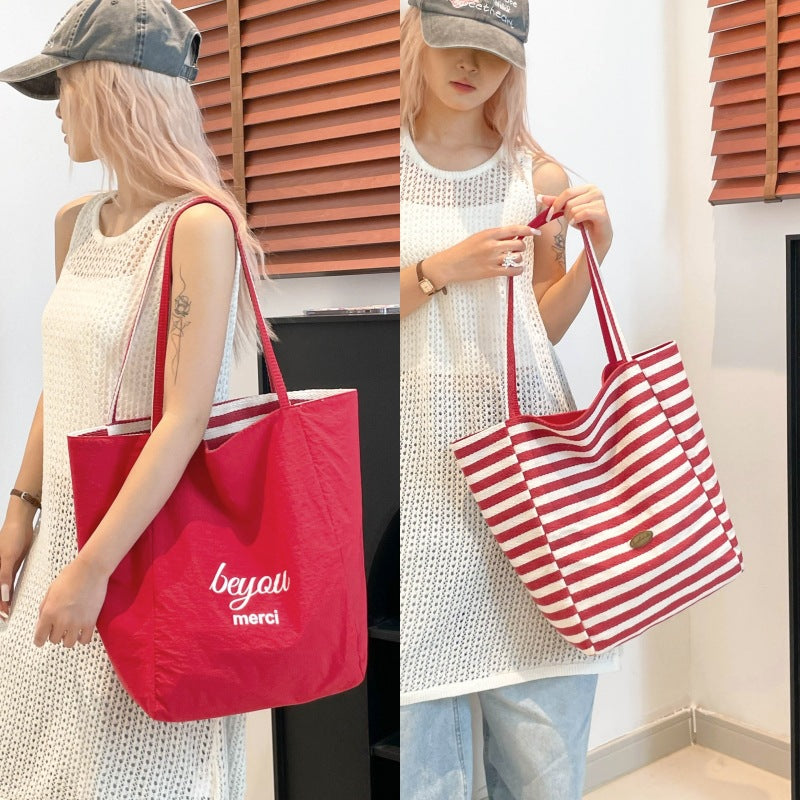Fresh Polka Dots Large Capacity Shoulder Bag 6W10BBG2482
