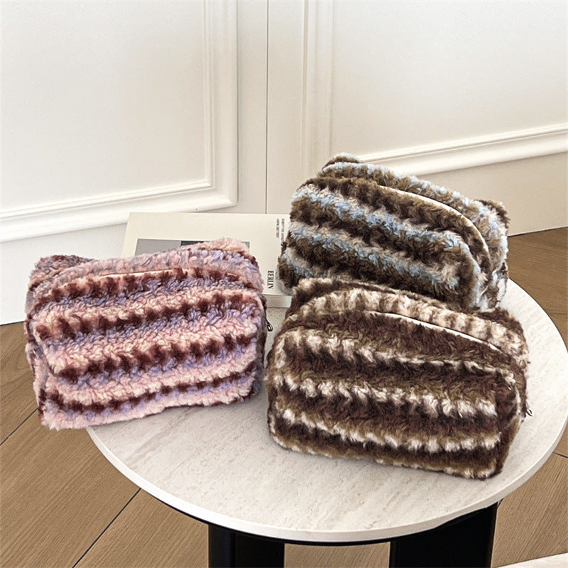 Color Block Plush Thick Large Capacity Cosmetic Bag 6C5CO266