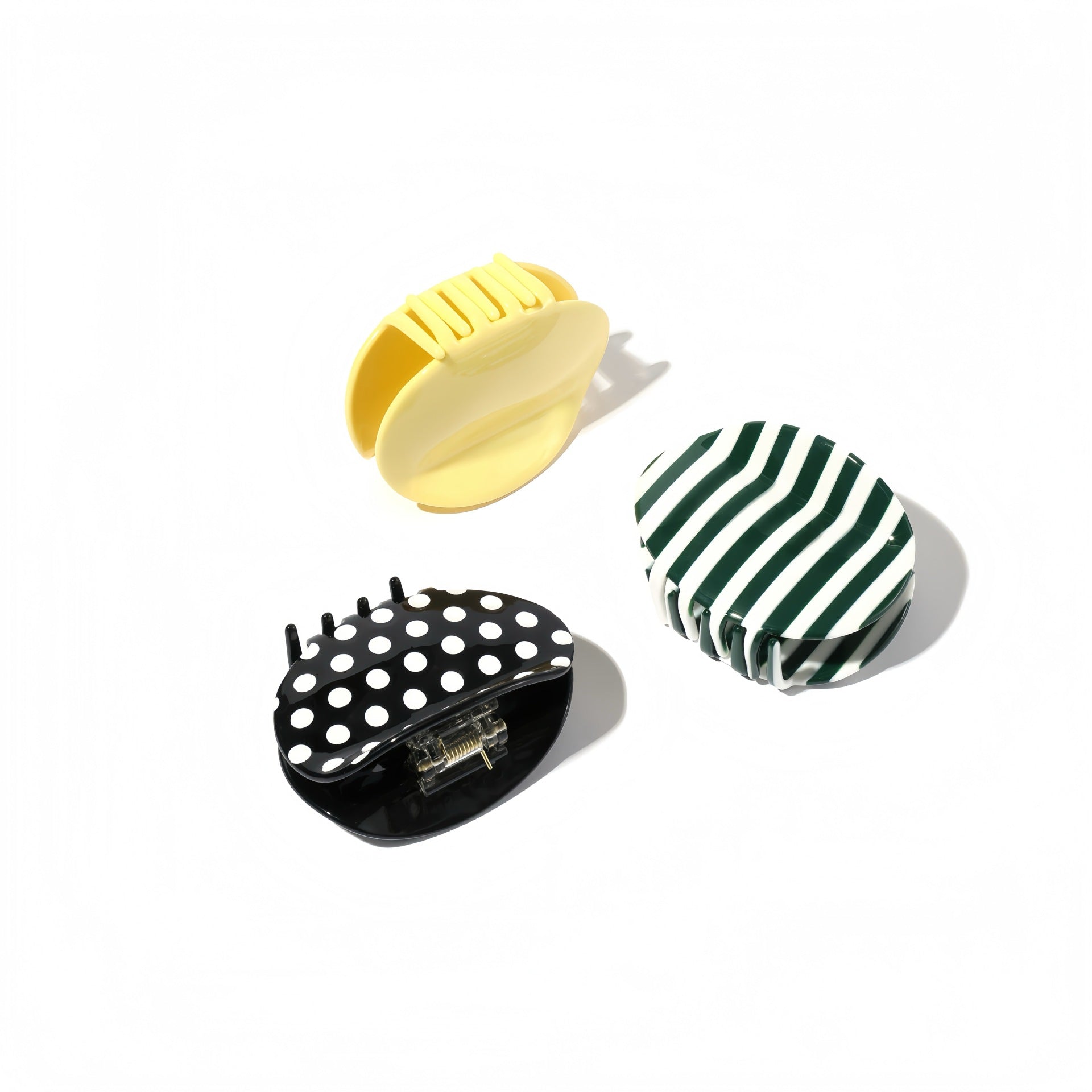 Sweet Polka Dots Oval Acetate Mini Hair Claw 8AS6HCP326T