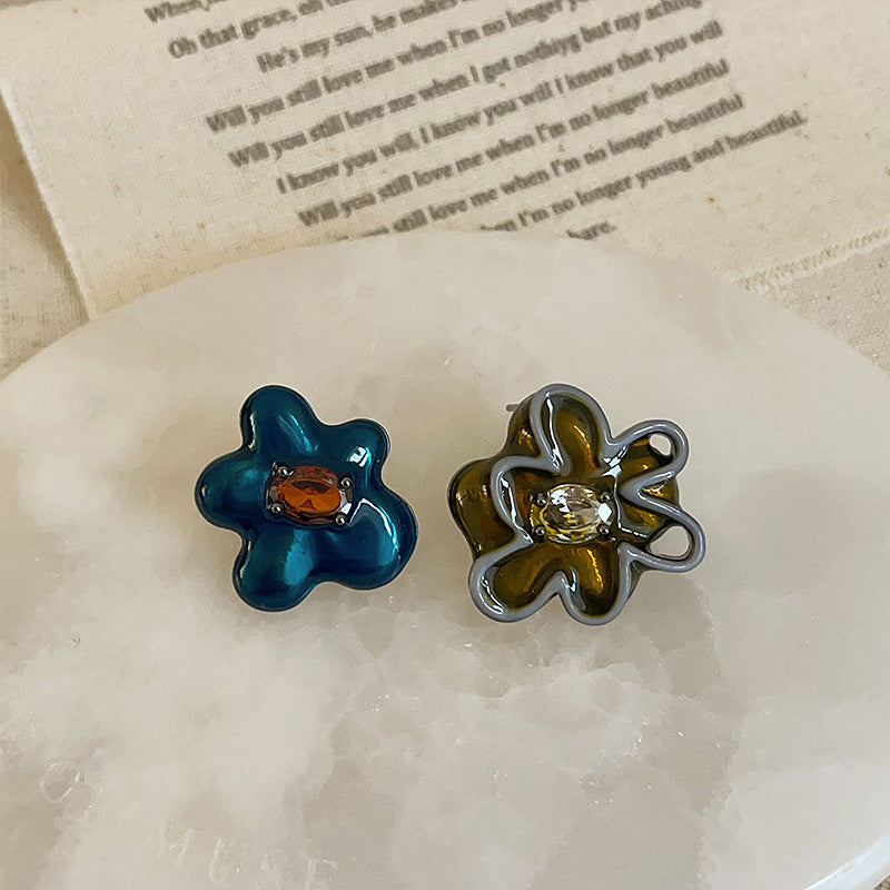 Asymmetric Enamel Zircon Flower Stud Earrings DP25F803