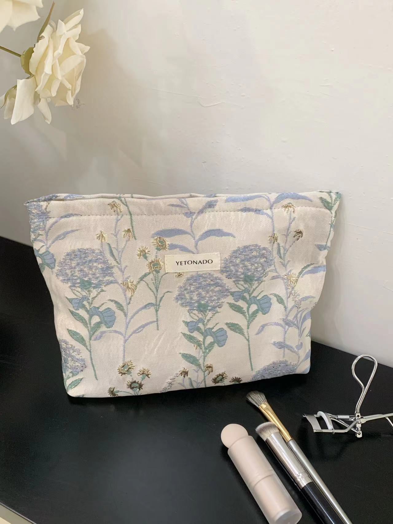Fresh Large Capacity Floral Jacquard Makeup Bag MK2BW6W10BOB392