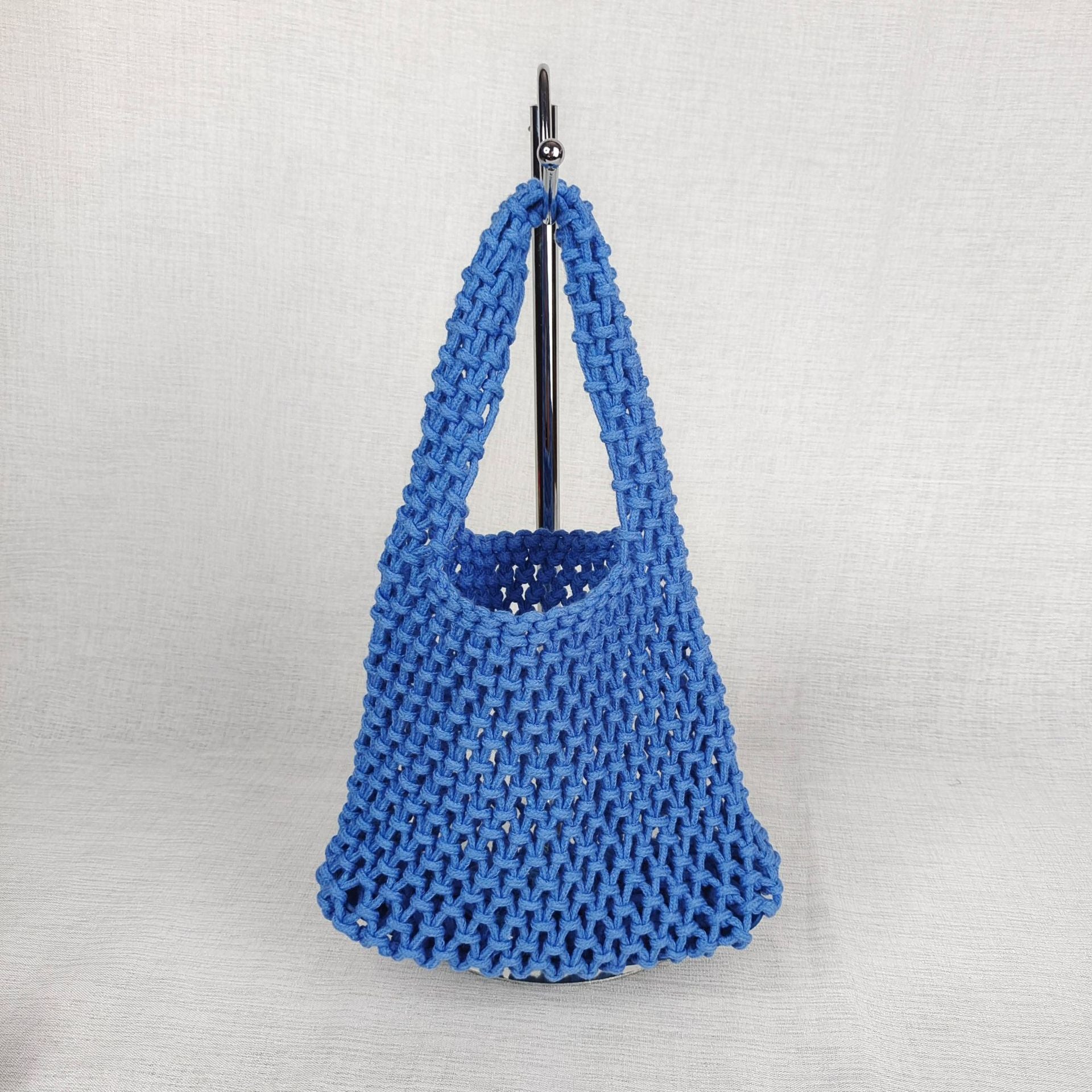 Solid Color Hollow Out Woven Handbag MK2BLW6W10BBG931