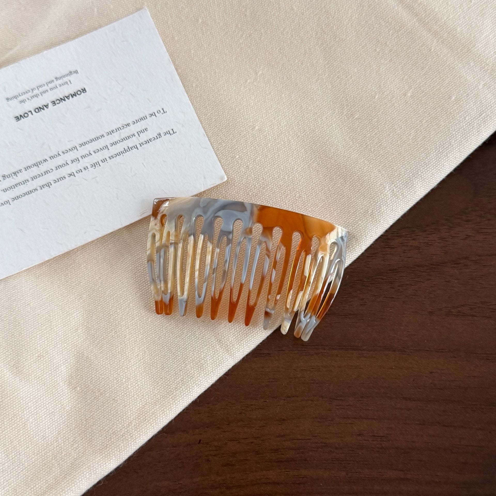 Tortoiseshell Pattern Wide Tooth Hair Comb  MK2PPEP6W6HPN15
