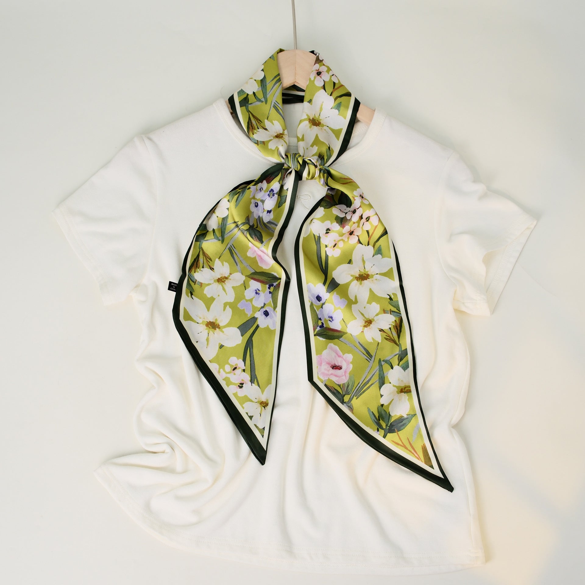 Chic Floral Print Soft Silk Scarf 6W6NSI257