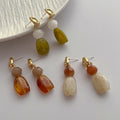 Chunky Irregular Color Contrast Resin Dangle Earrings 6W6JER604