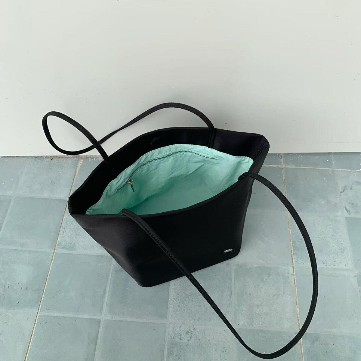 Minimalist Solid Color Large Capacity Tote Bag 6W10BBG1325