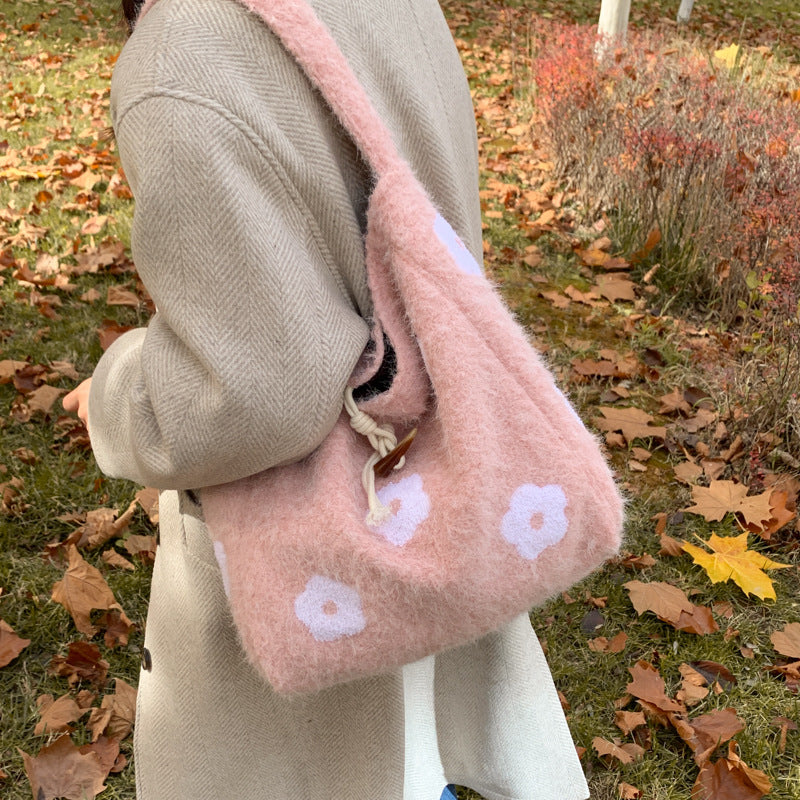 Sweet Floral Embroidery Plush Shoulder Tote Bag 6W10BBG2491