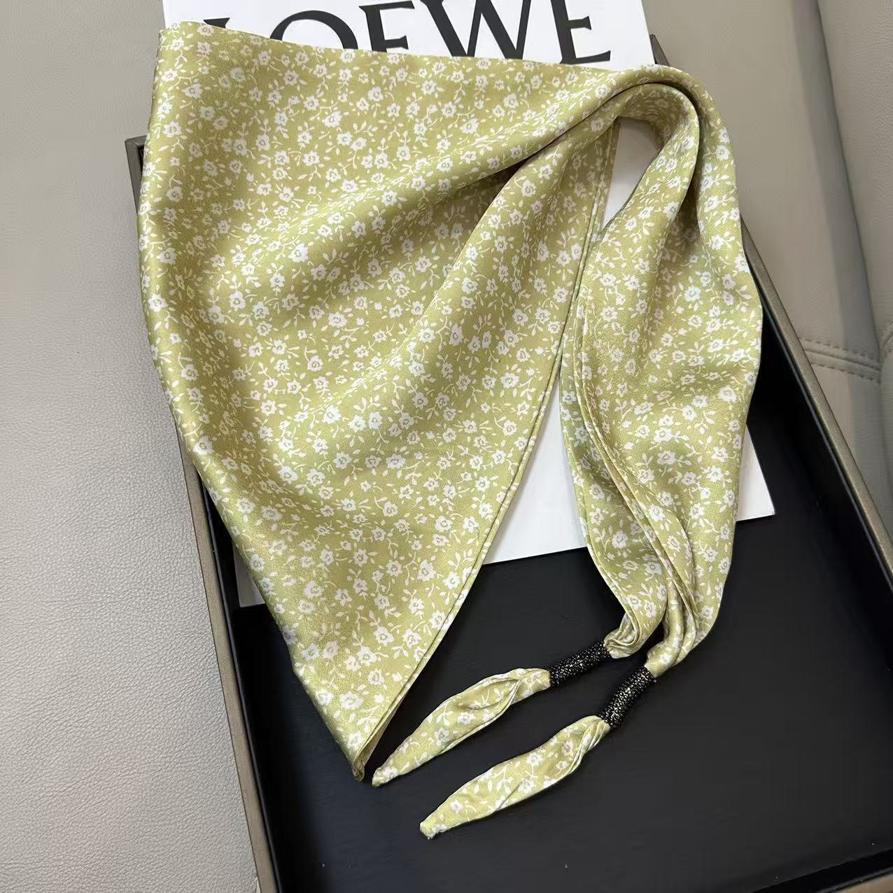 Chic Solid Color Floral Print Silk Scarf 6W6NSI215