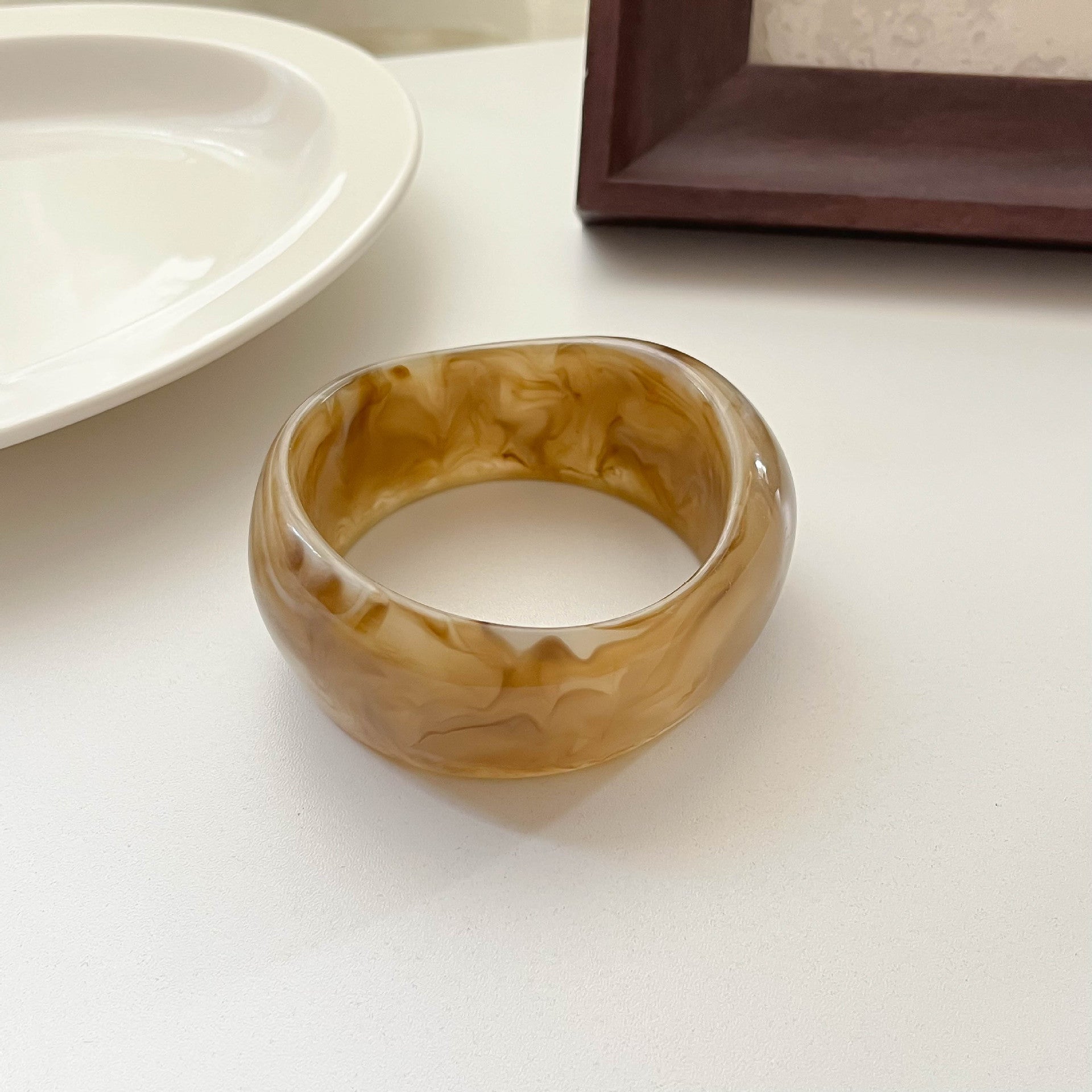 Mnimalist Irregular Resin Wide - DippedShop Wholesale - #0803