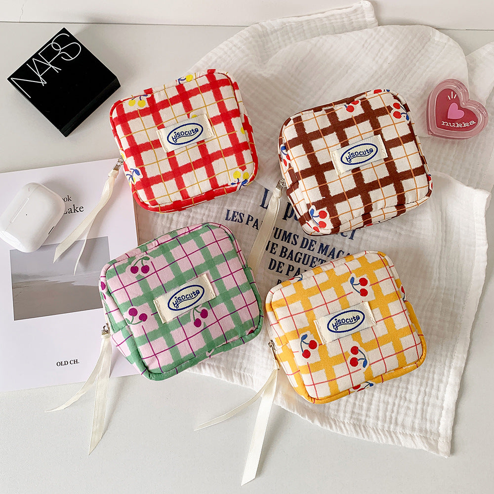 Fresh Cherry Plaid Print Portable Cosmetic Bag 6C5CO267