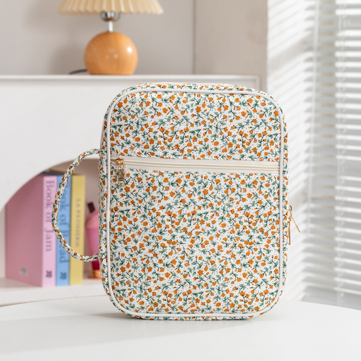 Sweet Bowknot Print Quilt Shell Cosmetic Bag 6S5CO100