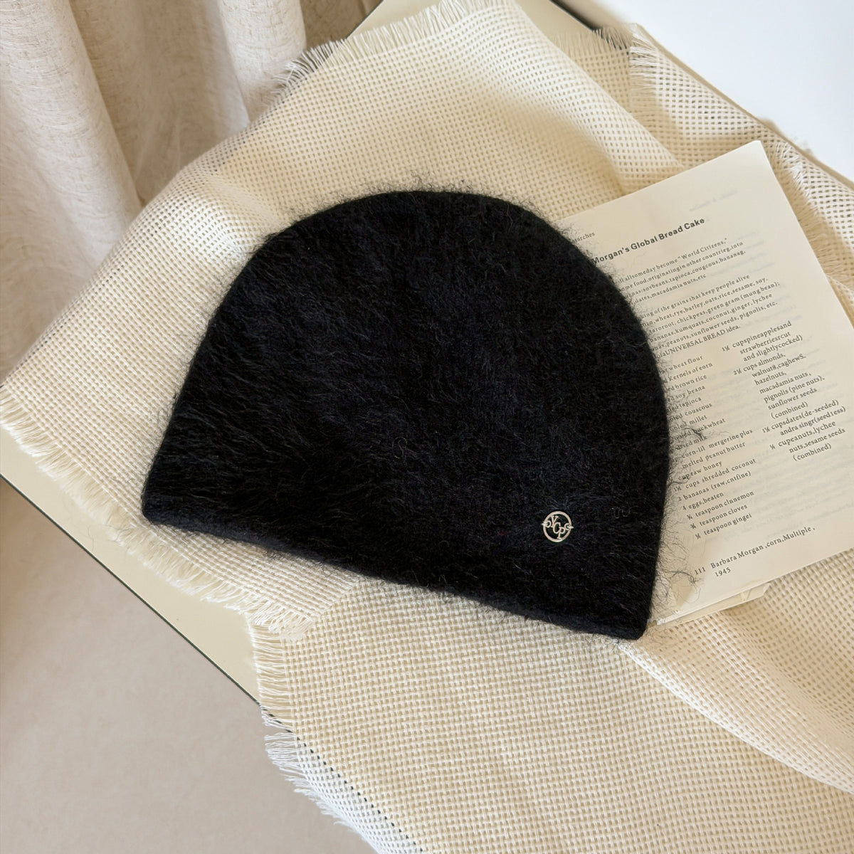 Slouchy Solid Color Warm Knit Beanie Hat 6W6HAT659