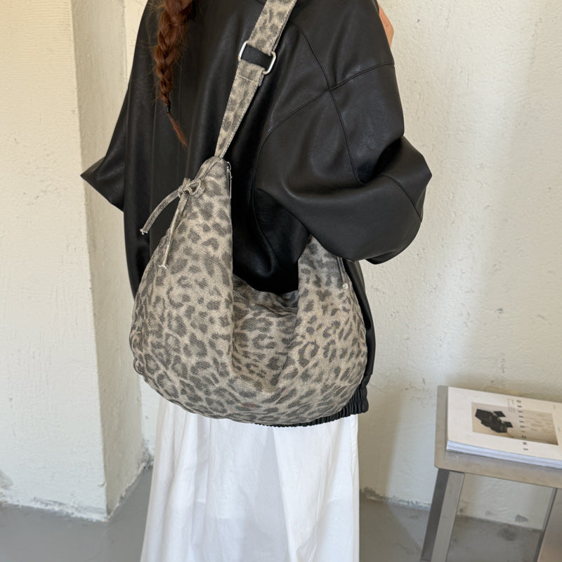 Leopard Print Hobo Shoulder Bag - DippedShop Wholesale - #8659