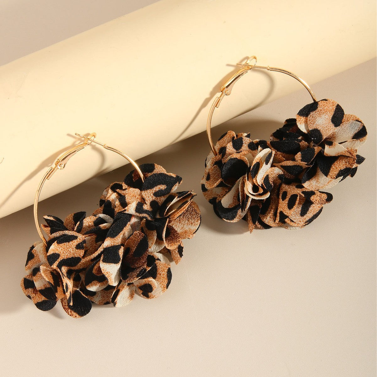 Vintage Leopard Hoop Earrings - DippedShop Wholesale - #7651